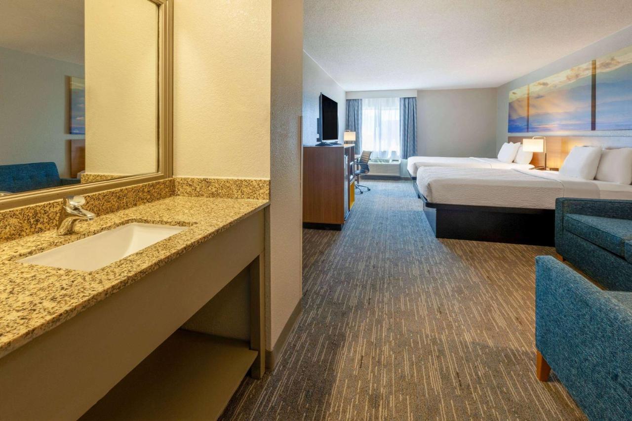 Days Inn By Wyndham Racine/Sturtevant Экстерьер фото