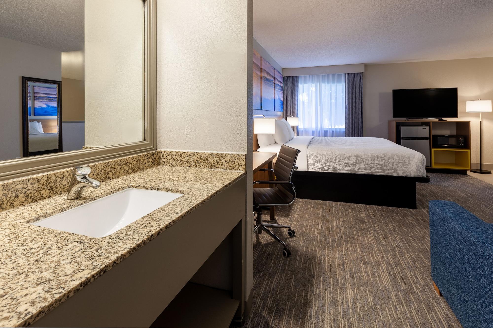 Days Inn By Wyndham Racine/Sturtevant Экстерьер фото