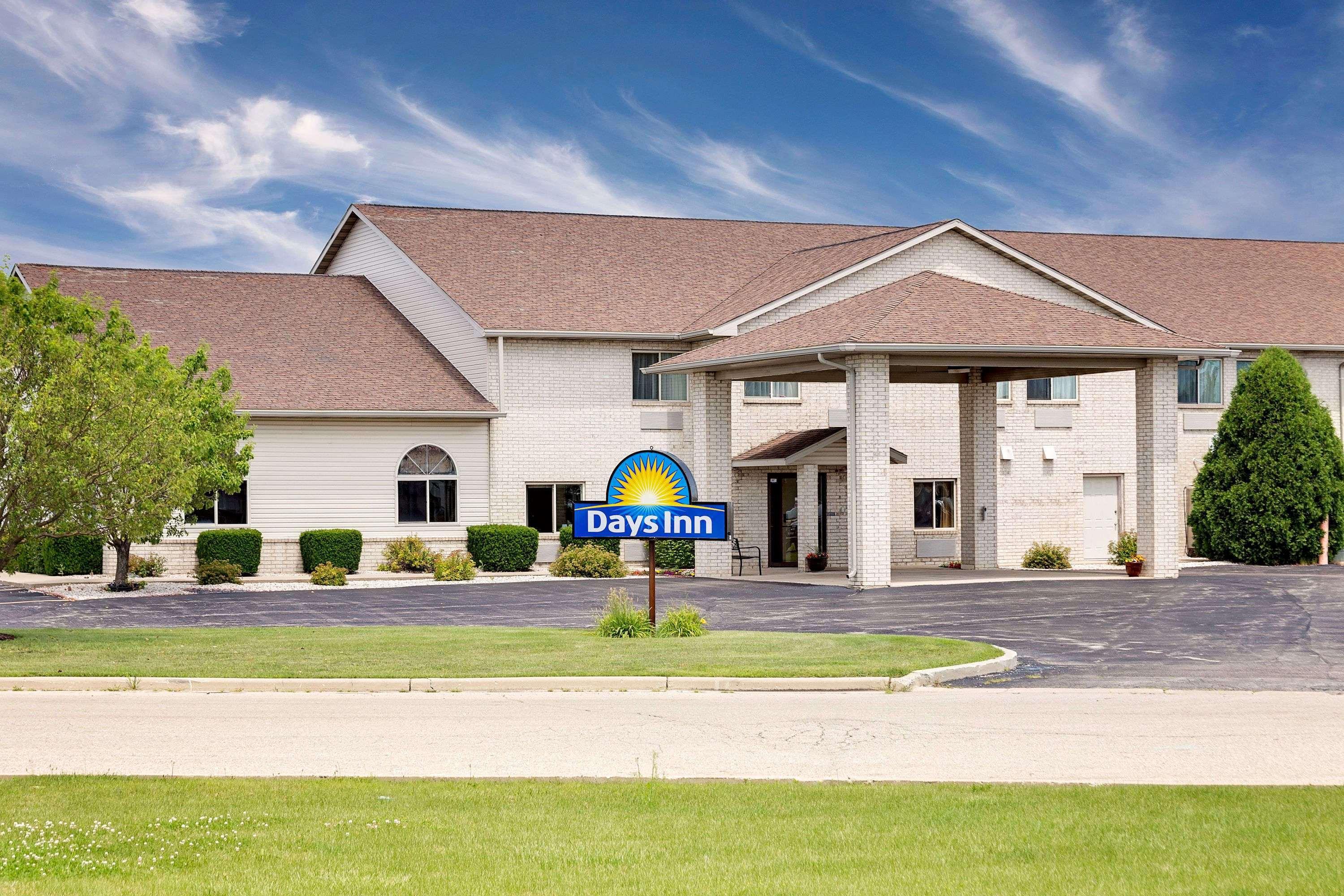 Days Inn By Wyndham Racine/Sturtevant Экстерьер фото